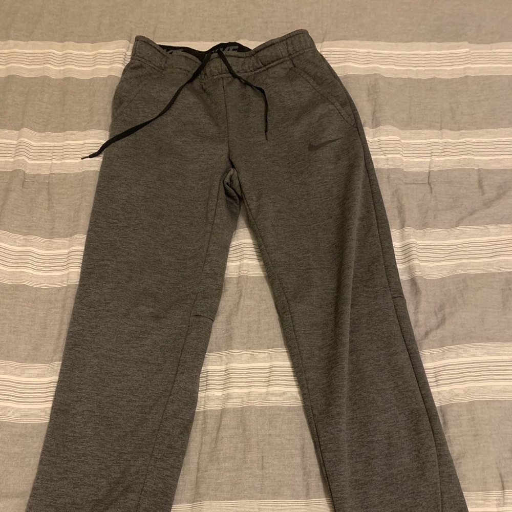 Men’s Heather Grey Nike Sweatpants